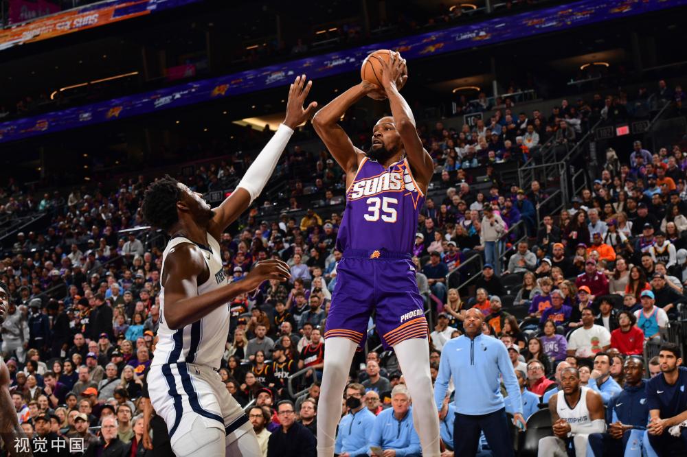 以其出色的 以其出色的