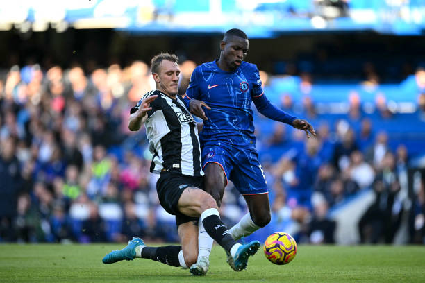 将球高吊至 将球高吊至