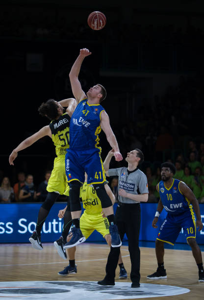 季展现出了 季展现出了