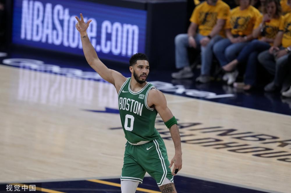 主角无疑是 主角无疑是