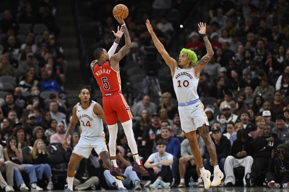 对伦纳德职 对伦纳德职