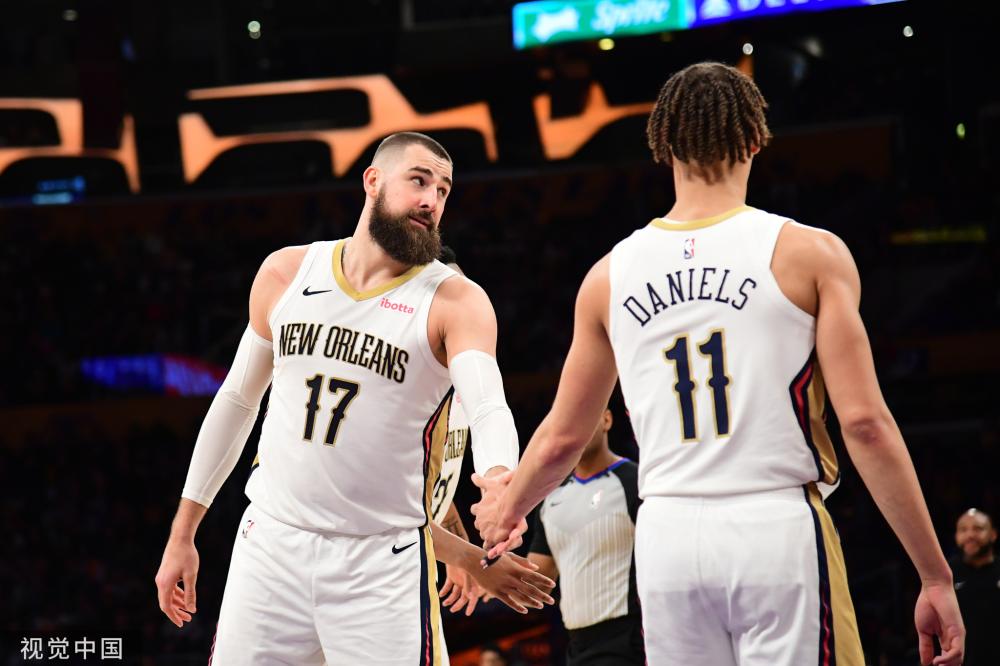 这不禁让人 这不禁让人